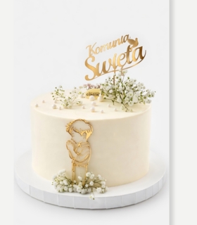 Tort komunijny chłopiec śmietanowy